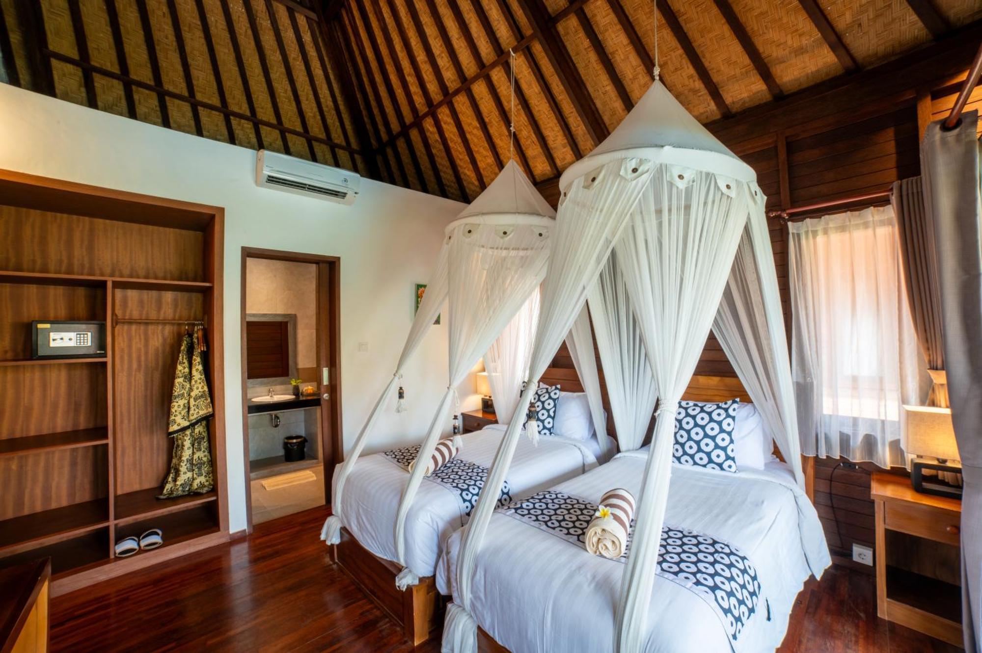 D'Puncak Villas Lembongan Nusa Lembongan Exterior foto